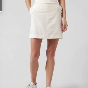 Athleta Vienna cargo skort